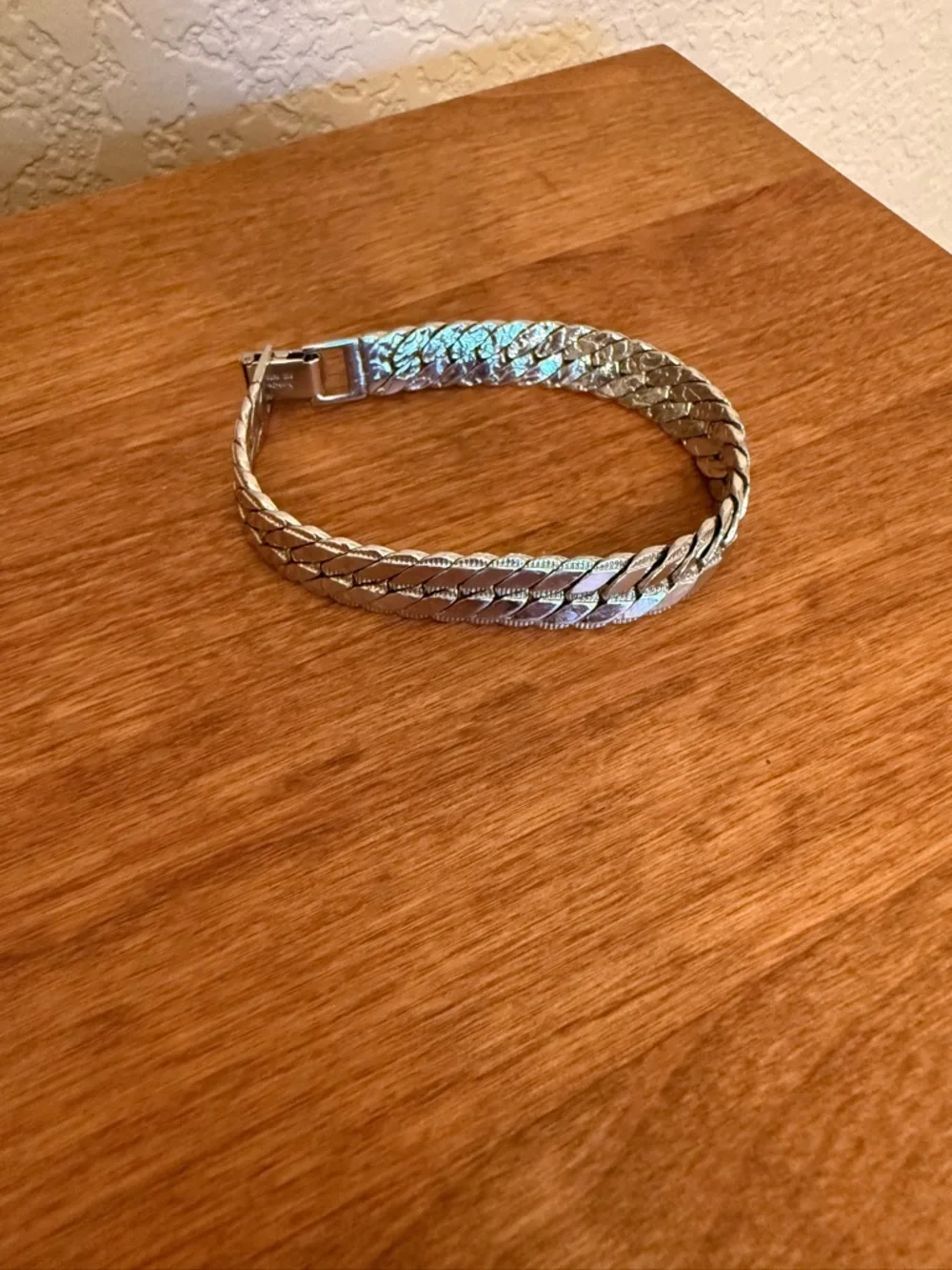 Napier Women’s Textured Silver Link Bracelet Vintage 7” - Picture 2 of 7